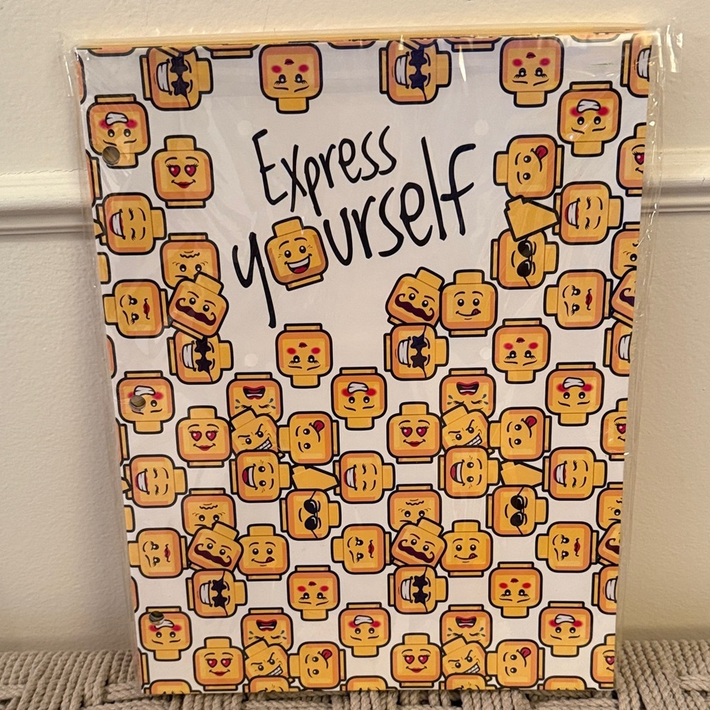 New LEGO Set of 4 Folders with MiniFig Designs